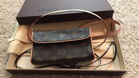 Scopri come distinguere tra una Louis Vuitton falsa e originale: .